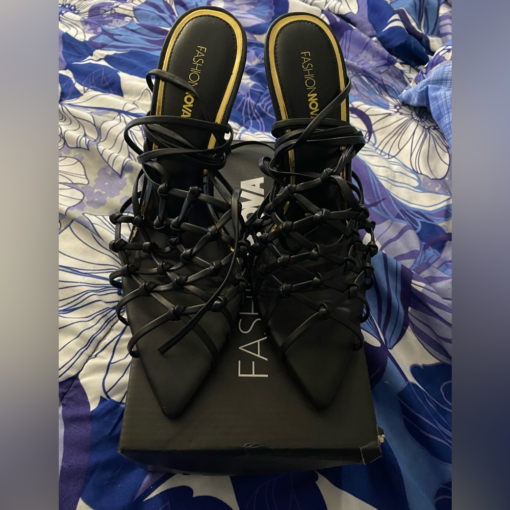 Size 10 never worn heels